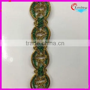 Colorful Metallic Trimming Lantern Shape thumbnail-1
