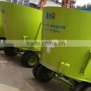 HONORSUN Small Tmr Feed Mixer Truck thumbnail-3