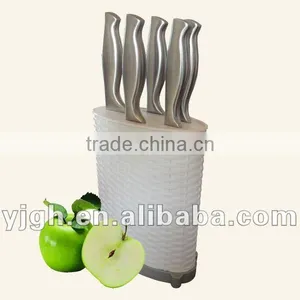 5 Pieces Stainless Steel Kitchen Knife Set With Plastic Block thumbnail-1