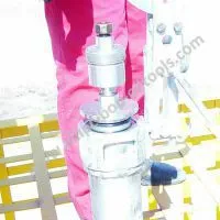 Manual Slickline Seal Control Head thumbnail-1