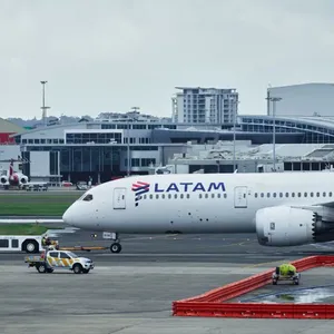 Latin America South Pacific Air Freight Forwarding Service: Weekly Consolidation, 24/7 Tracking, 48H Quote thumbnail-5