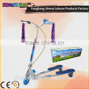 Dual Pedal Two Footed Kick Scooter thumbnail-1