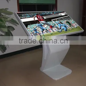 45" Vertical Windows System Touch Screen LCD Advertising Player thumbnail-1