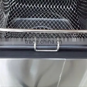 Best Selling1.5L 900W Adjustable and Visiable Square Stainless Steel Housing Material and Enamel Tank Deep Fryer With GS/CB/CE thumbnail-5