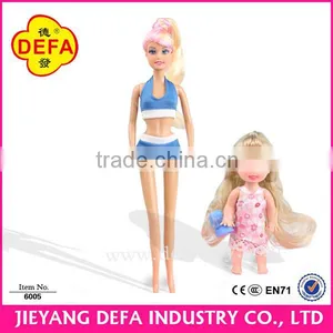 Summer Styles Sisters Have Fun Together in Beach Plastic Dolls thumbnail-1