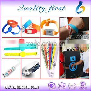 High Quality Silicone Rubber Wristband Access Control, China Wristband RFID Manufacturer thumbnail-1