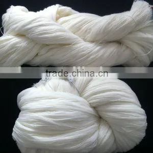 100% Acrylic Yarn Raw White in Hanks thumbnail-1