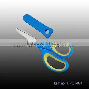 Plastic Scissors With Sheath thumbnail-1
