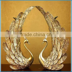 Resin Crafts Peacock for Home Wedding Decoration, Resin Animal Sculpture thumbnail-1