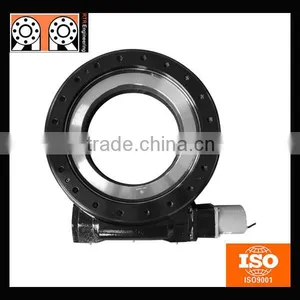 High Quality Fast Delivery Engineering Machinery Use 9'' SE9 Enclosed Housing Slew Drive thumbnail-3
