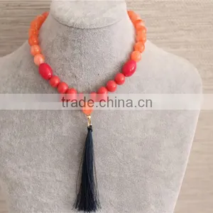 China Factory Stock Cheap Jewellery Women Necklace Arylic Bead Necklace thumbnail-1