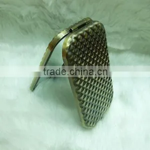 Professional Pocket Mirror With Diamond thumbnail-4