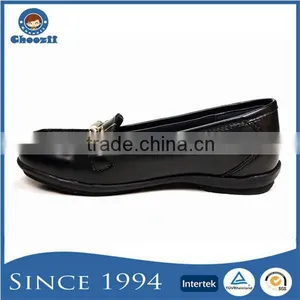 Classic Leather No Heel Flat Black Dress Shoes for Girls thumbnail-2