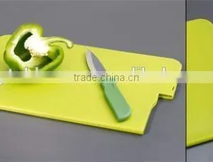 Plastic Cutting Board With Knife thumbnail-1
