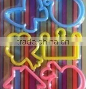 Plastic Christmas Cookie Cutter/6pcs Eco-friendly Color Cookie Cutter thumbnail-1