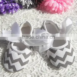 2015wholesaleColorful Chevron Girls Baby Shoes With Cute Ribbon Shoelace Prewalker Toddlers Cotton Walking Shoes thumbnail-1
