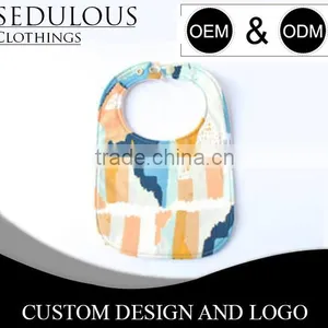 Square Pattern Baby Bib With 100% Organic Cotton and Pigment Print thumbnail-6
