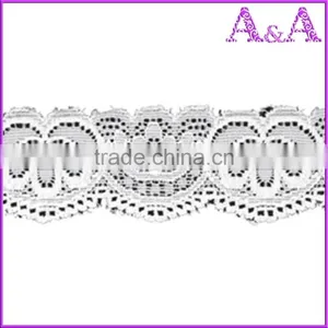 China Diamond Lace for Wedding Design Embroidery Bridal Sewing Lace Trim for Women Dress thumbnail-3