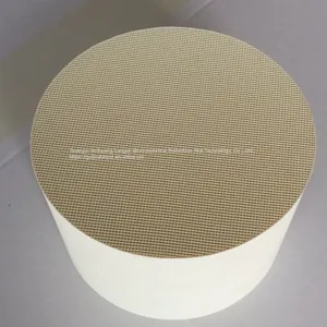SCR Catalyst and Doc Ceramic Catalyst for Bus or Commercial Vehicle Auto Part thumbnail-1