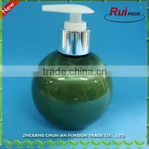 Empty Plastic Ball Shape PET Bottle 150ml / Shiny Green Empty Bottle With Lotion Pump thumbnail-1
