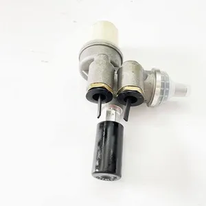 Diesel Engine Parts 914 Engine Fuel Pump 04233878 for Deutz Engine thumbnail-4
