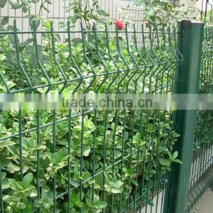 Welded Wire Mesh Fence thumbnail-1