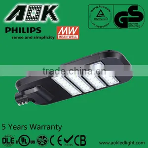 Outdoor Waterproof 8m 160w LED Street Lamp for Street thumbnail-3