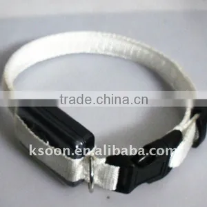 White Nylon Dog Collar thumbnail-1