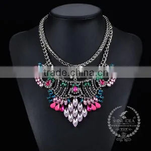 High Quality Vintage Colorful Rhinestone Chunky Statement Necklace Tin Alloy Fashion Women Pendant Necklace 6390067 thumbnail-1