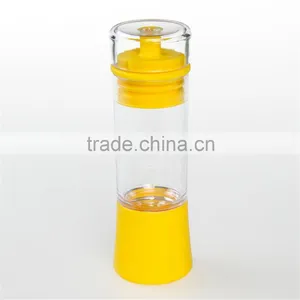 Good Quality Kitchen Tool Cooking Oil Plastic Bottle Healthy Silicone Brush Oil Bottle thumbnail-6