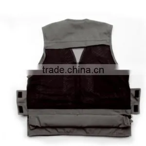 High Quality Breathable Custom Multi Pocket Fishing Vest Wholesale From China thumbnail-3