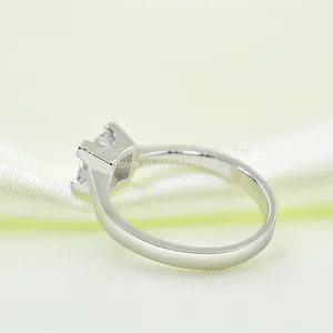 S925 Silver Square Center Stone Zircon Ring Ladies Ring thumbnail-2