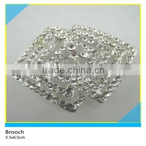Silver Flower Round Pearl Brooch Fancy Design Clothing Decoration Brooch 5x5cm thumbnail-2