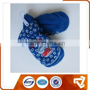 Comfortable Fleece Gloves For Children thumbnail-1