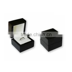 Wholesale Glossy Black Wood Jewellery Ring Boxes thumbnail-6