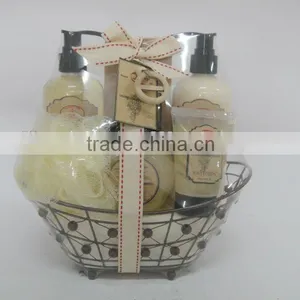 Luxurious Skincare Bathroom Set thumbnail-1