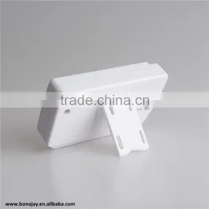 Mini Electronic Temperature and Humidity Meter thumbnail-4