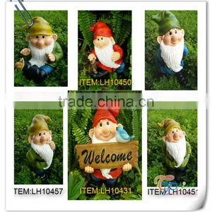 Popular Cute Resin Small Garden Decoration Gnome Figurines Wholesale thumbnail-1