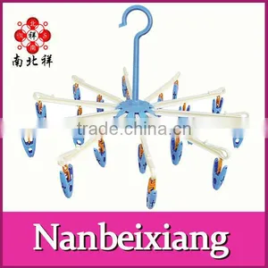 Plastic Clothes Drying Hanging Rack thumbnail-1