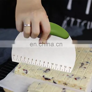 High Quality Stainless Steel Rubber Handle Kitchen Baking Flour Scraper thumbnail-3
