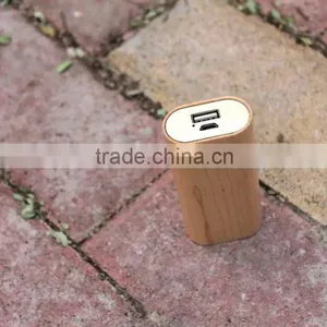 4400mah Wooden Power Bank thumbnail-1