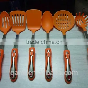 Silicone Kitchen Utensil Set Innovated With Stand thumbnail-3