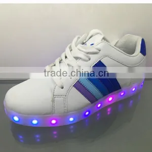 Fashionable White PU Led Light Sneakers Light and Soft for Men and Women Kids Runners thumbnail-5