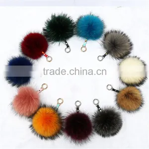 2016/2017 Fluffy 13cm Colorful Raccoon Fur Pom Poms for Beanie Hats/with Keychain thumbnail-6
