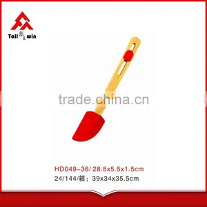 Long Handle Silicone Spatula With Wooden Handle thumbnail-5