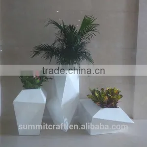 Fiberglass Astract Polyhedron Planter Garden Decoration thumbnail-3