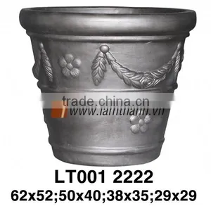 Vietnam Round High Quality Dark Painted Terracotta Pottery thumbnail-1