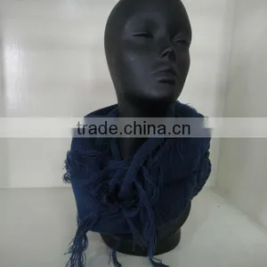 Hand-knitted Scarf thumbnail-1