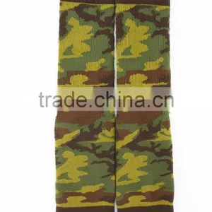 Men Camouflage Design Crew Sport Socks Thick Elite Basketball Socks thumbnail-1