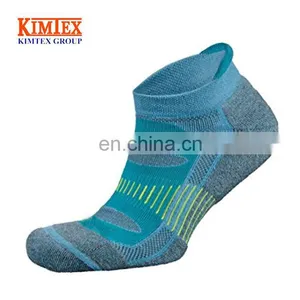 Hot Sale Show Athletic Running Socks for Men and Women thumbnail-2